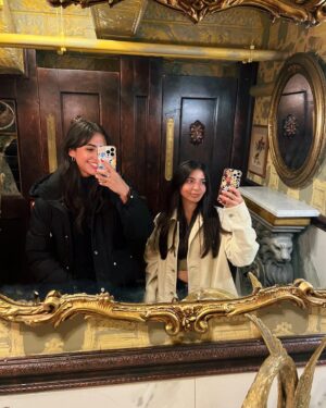 Jessica Garza Instagram - Happy Thanksgiving from NYC 🫶🏽