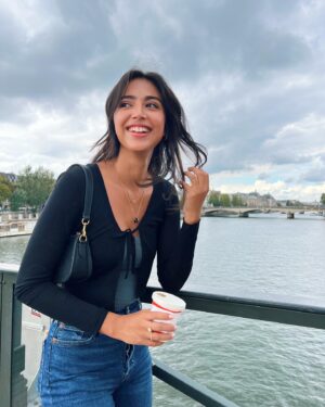 Jessica Garza Instagram - Paris Sewer Museum was closed, had to go to The Louvre 🙄
