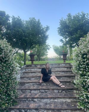 Jessica Knoll Instagram - I truly don’t know how this happened but I started book four in April and on my last day in magical Italy I wrote il fine. Guys, this one’s special.