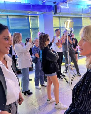 Jessica Knoll Instagram - Touched by angels today. (Episode airs Sunday the 24th).