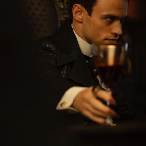 Jessica M. Thompson Instagram - Today marks a year since “The Invitation” was #1 at the box office! One year… I am feeling nostalgic and deeply miss working with this mesmerizing cast and crew. Let us make movies again please! 🫶🏼
#WGAstrong

@nathalieemmanuel
@thomasadoherty
@seanpertwee
@stephaniecorneliussen
@alanaboden
@thisiscourtneytaylor
#HughSkinner
@emileglad
#BlairButler
@autumneakin
#TomElkins
@darataylormusic
@felicityjaneabbott
@danielleknox10
@invitationmovie
@sonypictures