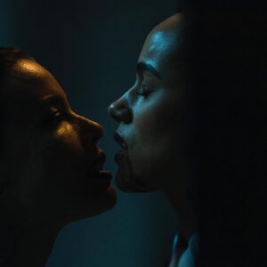 Jessica M. Thompson Instagram - Today marks a year since “The Invitation” was #1 at the box office! One year… I am feeling nostalgic and deeply miss working with this mesmerizing cast and crew. Let us make movies again please! 🫶🏼
#WGAstrong

@nathalieemmanuel
@thomasadoherty
@seanpertwee
@stephaniecorneliussen
@alanaboden
@thisiscourtneytaylor
#HughSkinner
@emileglad
#BlairButler
@autumneakin
#TomElkins
@darataylormusic
@felicityjaneabbott
@danielleknox10
@invitationmovie
@sonypictures