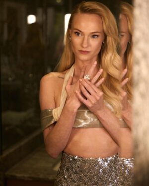 Jessica Madsen Instagram - @fendi @bvlgari you have my ❤️ 

Getting ready with @bazaaruk 

Photographer: @stillsbyconnor 
Stylist: @jennedykennedy 
Makeup @bethany.j.long 
Hair: @knightjosh 

Wearing: @fendi 
Jewellery: @bvlgari 

@bridgertonnetflix @shondaland @netflix @netflixuk #fendi #bvlgari #bridgerton #bridgertonnetflix #polin #harperbazaar #fashion #photography
