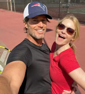 Jessica Morris Instagram - Great weekend with my favorite person😘🧩❤️☀️#tennis #pool #sunshine #love