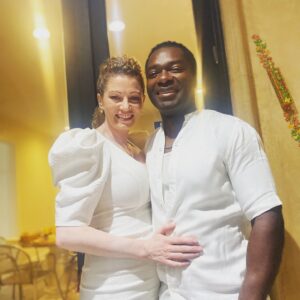 Jessica Oyelowo Instagram - Went to a white party… I was the only white person there 🤔 😜