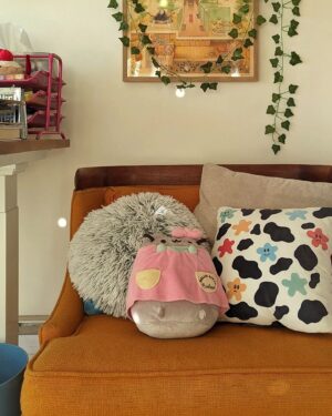Jessica Prudencio Instagram - Quelques coins de mon château 💖🏰🌾

#dopaminedecor #cornerofmyhome  #ihavethisthingwithcolor
#interiorinspo