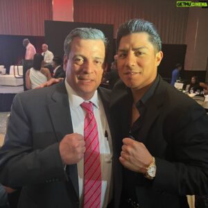 Jessie Vargas Instagram - This past weekend I was fortunate to witness and be a part of one of the most significant events in the city. The NV hall of fame was special @nvbhofofficial 🏆 Congratulations to all the hall of farmers, my friends, colleagues, and idols. It was all worth it, fellas.  I wish you all much success in the next chapter of your lives. Keep thriving! @andresogward @wbcmoro @royjonesjrofficial @lightsouttoney @realwinkywright  and @badoujack you still have another world title coming!! Let’s do it. 

#Boxing #Boxeo #FightNight #Cool #Repost #Motivation #WorldChampions #Instagram #Instamood #UFC #Fitness #boxingtraining #HallOfFame #Vegas #Fashion #Gucci #LasVegas #Fun #Friends #Summer #Selfie #Follow #downtown