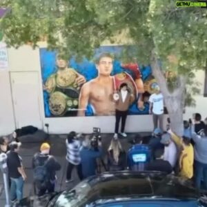 Jessie Vargas Instagram - I never thought that I would ever get a mural made after me. I’m genuinely thankful to @thegraincafe for considering having a mural made of me @zurdoramirez & @benavidez300 . I hope that the mural reminds those who drive by that with focus, dedication, perseverance, a positive mindset, and Jesus by your side, everything is possible. If you’re ever in LA, California, area, feel free to stop by and take a look at it. They did a superb job on the artwork. I can’t thank Hector enough. 🙏 

Yo nunca pensé que en algún tiempo me Arian un mural pero ya está echo. Estoy muy agradecido con The Grain Café por tomarse el tiempo en construir este pedazo de arte que incluye a mis colegas @zurdoramirez y @benavidez300 . Ojalá cuando la je te pase por este mural lo hagan recordar que con dedicación, enfoque, perseverancia, y una mente positiva, con Dios todo es posible. Si están en la aria de LA ojalá puedan tomarse el tiempo de mirar y tomarse una foto al lado del mural. Hicieron un gran trabajo. Gracias Héctor