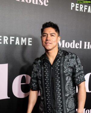 Jessie Vargas Instagram - I want to congratulate my friend @derekpike who was the director of the film “Model House,” which is now available on Apple TV & Amazon Prime. I also want to congratulate @natalienootenboom for her first major movie role. 🍿 “She killed it!” 👏 I’m sure it will be the first of many more for both. Check it out when you all have some time on Apple TV & Amazon