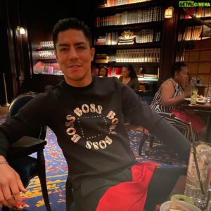 Jessie Vargas Instagram - Epic night! @canelo & @bivol_d came to entertain. #Boxing #Boxeo #CaneloBivol #LasVegas #Vegas #Andre300 #OutKast #SteveAoki #VegasNightLife #TeamVargas