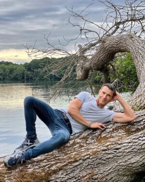 Jesús Vázquez Instagram - Qué bien se está cuando se está bien!😜♥️muy feliz puente!