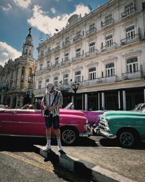 Jesús Zavala Instagram - 🇨🇺🌞🚶🏻‍♂️