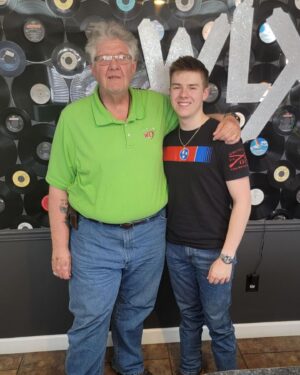 Jet Jurgensmeyer Instagram - Radio tour day one down!!! Thank you to everyone that had me today!! #gooddays #radiotour #newmusic #originalmusic