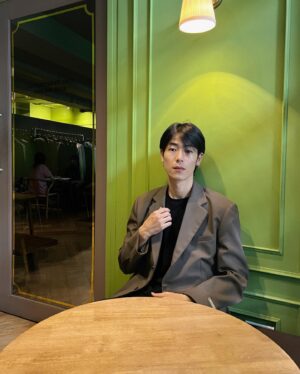 Jet Somjet Saejang Instagram - 头发细的苦恼🙂