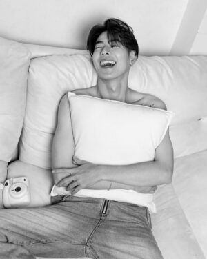 Jet Somjet Saejang Instagram - 😳