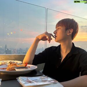 Jetsadakorn Bundit Instagram - 🌇