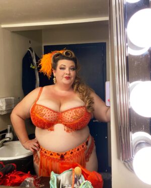 Jezebel Express Instagram - It’s decorative gourd season, m*therf*ckers. 🍁 Last night’s @newyorkburlesquefestival show was incredible and judging by the amount of orange accents & costumes, we are READY FOR FALL! Thanks @angiepontani @jengapay for having me & curating one hell of a festival & @burlesquebishop, our lovely kittens & the whole team for keeping the wheels on the train! I know it takes a lot of people to make a festival go and I appreciate all of you ! 🧡