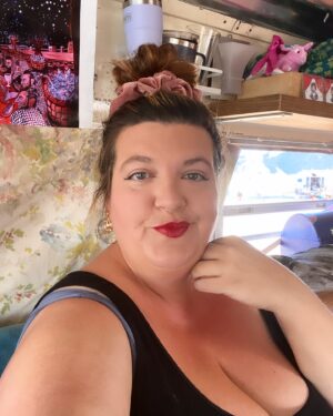 Jezebel Express Instagram - Post class glow! If you missed our first session of Flirtinf with Burlesque, there’s still time to register: recordings of every class are offered so you can always catch up before next week! 💃