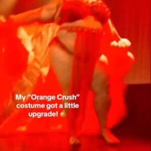 Jezebel Express Instagram - Loving this new duster- you can never have too much drama onstage! 🍊