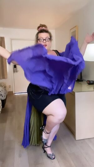 Jezebel Express Instagram - When you’re teaching panel skirts, but also not trying to spend an hour hanging out in a g-string on Zoom. This costume made by rita.n.wink ages ago! ❤️
