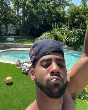 Jharrel Jerome Instagram - life these days 

1. ninety degrees in my backyard 
2. billboard baby 
3. virgo cast acting a fool 
4. more unreleased music 
5. pre shoot 
6. bulk season 
7. who you think i’m plotting on?
8. blessed to be nominated 
9. patience you must have 
10. variety emmy portrait
