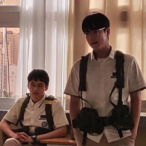 Ji Min-hyuk Instagram - 조영신입니다!!

#방과후전쟁활동
#교복버전
#조영신
#dutyafterschool 
🔫🔫