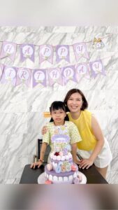 Actress Jia Hui Siau HD Instagram Photos and Wallpapers December 2023