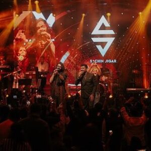 Jigar Saraiya Instagram - Thank you to everyone who showed up at Shanmukhananda for the gig, you guys absolutely nailed it.

A post about my emotional journey during this gig is coming up, but first, for the fans I can proudly call a big fat Sachin Jigar family and their love. Thank you, this one is forever. 06.08.23 Mumbai. @soulfulsachin @priyasaraiyaofficial @aslidivyakumar @txnishkxx @rashmeetkaur @romilved Designed and styled by @karishmakacharya photos by @karanghoda