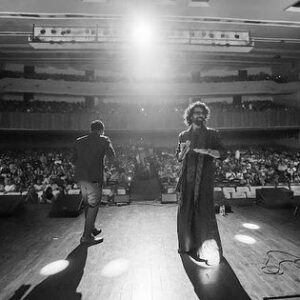 Jigar Saraiya Instagram - Thank you to everyone who showed up at Shanmukhananda for the gig, you guys absolutely nailed it.

A post about my emotional journey during this gig is coming up, but first, for the fans I can proudly call a big fat Sachin Jigar family and their love. Thank you, this one is forever. 06.08.23 Mumbai. @soulfulsachin @priyasaraiyaofficial @aslidivyakumar @txnishkxx @rashmeetkaur @romilved Designed and styled by @karishmakacharya photos by @karanghoda