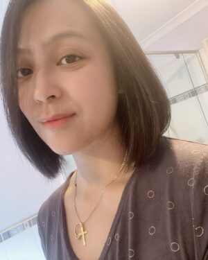Jill Carissa Instagram - New year new look!! Short hair it is!! 💇🏻‍♀️💇🏻‍♀️❤️❤️#newme #feelfresh #newlook #bravegirls #shorthair #loveit #happynewyear