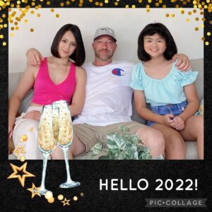Jill Carissa Instagram - I’m so lucky and MORE THAN BLESSED to be loved by this 2 human being.. who always encourage me to achieve my dreams❤️❤️.. may 2022 brings joy to all my friends!! Stay safe and healthy.. GOD BLESS YOU ALL and HAPPY NEW YEAR🎉🎉🎉