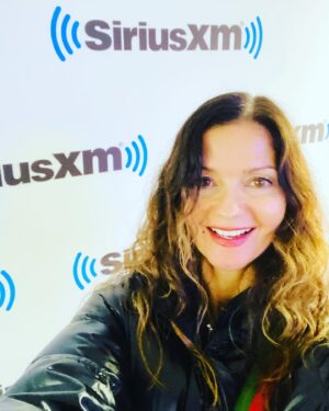 Jill Hennessy Instagram - Had a wonderful time discussing my @citywinerynyc  gig (THIS SUNDAY!!!) & all things BRUCE with the fabulous @jimrotolo @siriusxm #estreetradio -sang a couple songs too…😘👍🏽 #springsteen