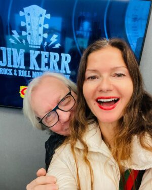 Jill Hennessy Instagram - Wild & wonderful PRE-BIRTHDAY fete in-studio @q1043 for the GREAT @jimkerrnyc -from the @sagaftra picket line to the studio, always BRILLIANT!!! Thanks & love to @shellisonstein @fiorellodolce & Trevor!!! Hope y’all liked the #georgemichael #lastchristmas cover!!!