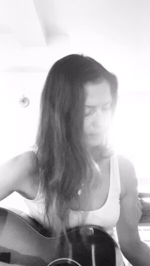 Jill Hennessy Instagram - Just working this one out cuz sometimes we all need a little encouragement…. & yes, I may make an appearance on @q1043 this Friday….😘👍🏽 #dontstopbelieving #journey
