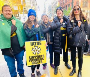 Jill Hennessy Instagram - Honored to have @iatse & @attackontitan on the @sagaftra line today…& thank you for the #attackontitan salute Roberto, Becca, Andrea & Taylor. #sagaftrastrong #sagaftranyc