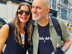 Jill Hennessy Instagram - So great to see great folks -thanks for showing up y’all!! #sagaftrastrike #sagaftrastrong @tara_westwood @bobby1960 @kellyaucoin77  @oneoldog @holderelizabeth @thegeoffreycantor @sagaftra