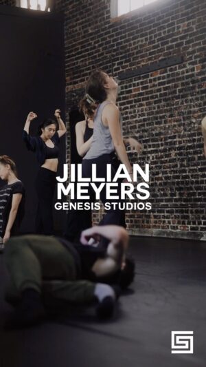 Jillian Meyers Instagram - And sometimes class goes like this… ☺️ @genesis_thestudio