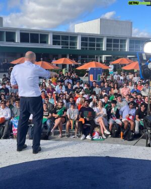 Jim Cramer Instagram - A “Back To School Tour” for the books! Thank you to Miami Herbert Business School and @univmiami for allowing us to bring a little madness to campus. Go Canes! 🧡💚
