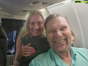 Jim Duggan Instagram - Flying from Charlotte to Knoxville #Tennessee for the huge @fanboy_expo!

Off we GOOOOOOO!!