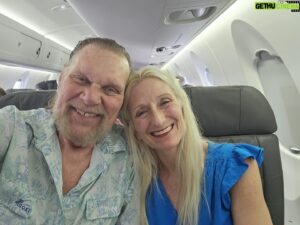 Jim Duggan Instagram - Small plane, flight on time, 1 hour flight— off to Knoxville, #Tennessee!!