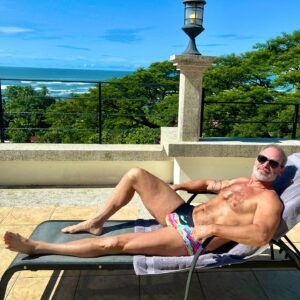 Jim Newman Instagram - Not ready to let go of my vacation vibes! So Pura Vida!! #vacation #puravida #costarica #relax #speedo
