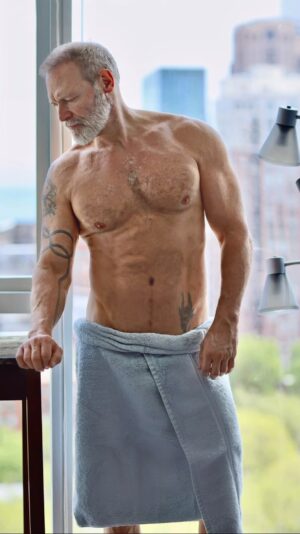Jim Newman Instagram - Happy towel Tuesday! #toweltuesday #towel #tuedday photo by @luymer_photography