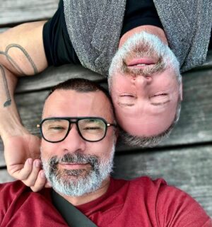 Jim Newman Instagram - Gonna miss him (and Chicago) ☺️☺️☺️ #boyfriends #chicagotrip #longdistance #workingitout