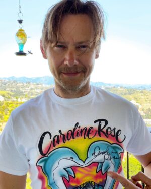 Jimmi Simpson Instagram - So @carolinerosemuzak signed my dolphin. You guyyyyys. I’ve been following this epic artist for a year and finally got to see her live. I already think she’s currently one of the most brilliant & dynamic musicians out there but she somehow surpassed THAT. If you’re sleepin on her check her out and buckle up. My intro was the track ‘Do You Think We’ll Last Forever’ (it will level you - thank u @dear_shears) & her new album The Art of Forgetting is a masterpiece. 
Have fun.🌈❤️