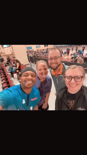 Jimmie Allen Instagram - I bowl for a living,  singing is a hobby 😂

#hammerbowling #brunswickbowling