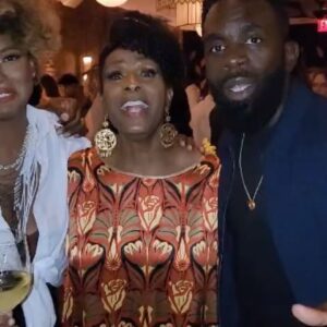 Jimmy Akingbola Instagram - Hey @willsmith your spirit was with us last night. We had a proper NYC #PerfectFind moment… 

At the #PerfectFind Premiere we found @janethubertorginal aka Aunt Viv. And we hugged, cried and celebrated each other like the one big @belairpeacock @freshprince family that we are. 🖤👏🏾👑

Big congratulations, thanks and love to man like @producertommy 🙏🏾. Tune in and watch his movie Perfect Find on @netflix June 23rd.

#tribeca2023 #belairpeacock #thefreshprinceofbelair #auntviv #family #willsmith janethubertformyfanspage