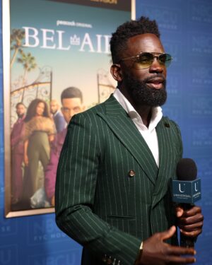 Jimmy Akingbola Instagram - Manifesting Emmys for our show #BelAir 

At the @nbcuniversal FYC House. 

Suit: @garconcouture 
Hair: @groomcity 
Jewelry: @umutoniofficial 
Glasses: @overlookframes 
Watch: @gucci 
Stylist: @inisikpe 
Show: @belairpeacock 

#emmys #fyc #event #belairpeacock #banksfamily #blackexcellence #geoffrey #season2 #vote #lovemyjob

📸: @richpolk