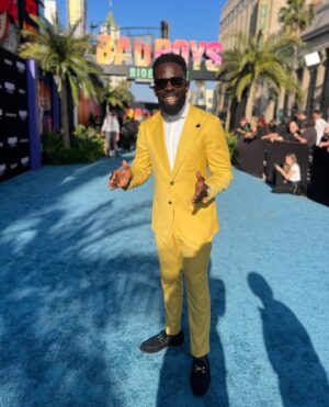 Jimmy Akingbola Instagram - Beautiful @westbrook Family Vibes at the #BadBoys: Ride Or Die LA Premiere.

The @badboys 4 movie lands in theatre’s from June 7th. And @belairpeacock season 3 is out on 15th August. Enjoy the ride.. It’s summertime! 

Suit: @garconcouture 
Stylist: @inisikpe 
Barber: @hollywoodcuttzllc 

👑 @willsmith 👑 @martinlawrence 👏🏾✊🏾🔥