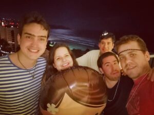 Jimmy Álvarez Instagram - #amigos #despedida