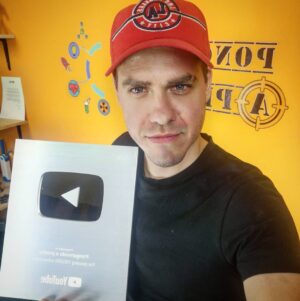 Jimmy Álvarez Instagram - Un nuevo reto cumplido :) gracias a los que nos han apoyado en @pongamoslo_a_prueba :) ahora vamos por el millón